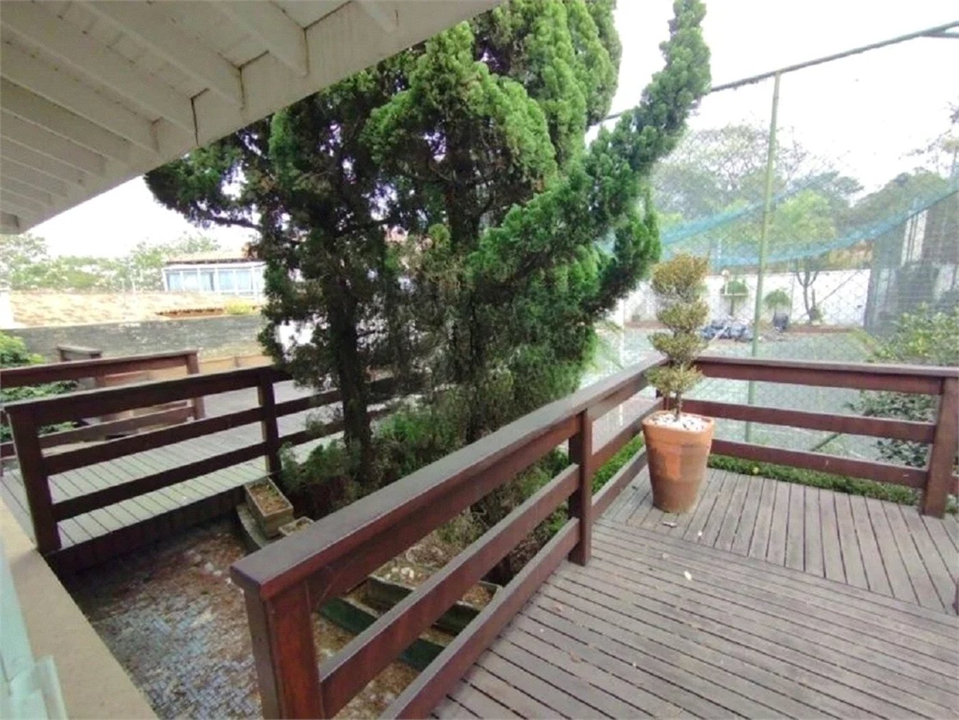 Casa à venda com 5 quartos, sendo 4 suítes,  em Parque dos Príncipes, São Paulo, SP
