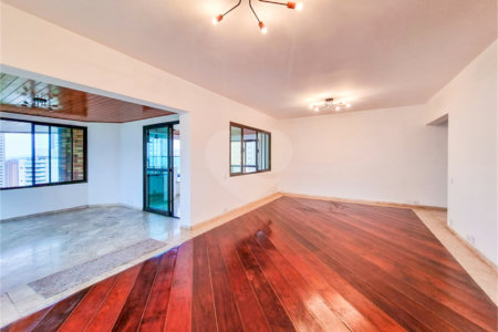 Apartamento à venda com 4 suítes em Vila Suzana, São Paulo, SP