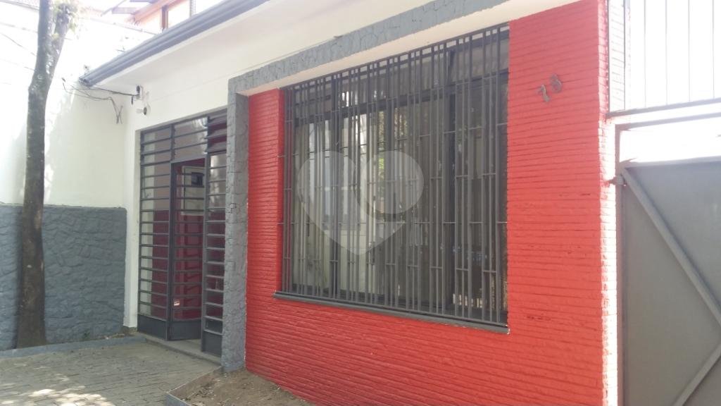 Casa à venda com 5 quartos, sendo 3 suítes, em Jardim Novo Mundo, São Paulo, SP