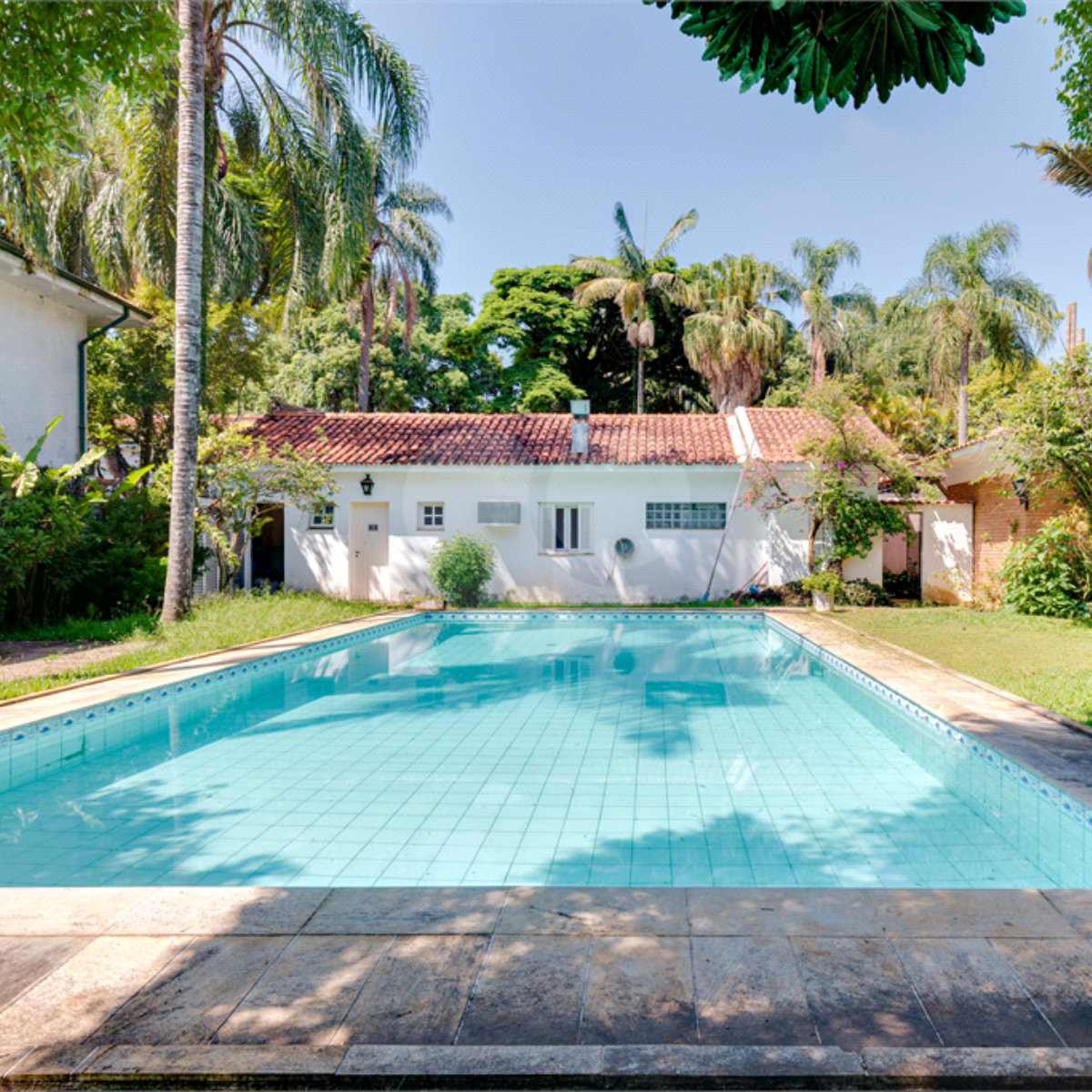 Casa à venda com 3 suítes em Alto da Boa Vista, São Paulo, SP