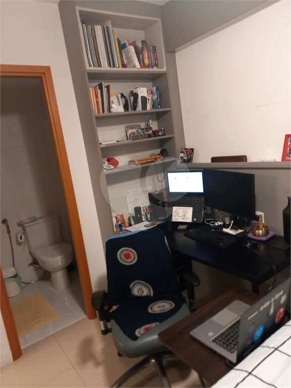 Apartamento à venda com 3 quartos, sendo 1 suíte, em Rio Comprido, Rio de Janeiro, RJ
