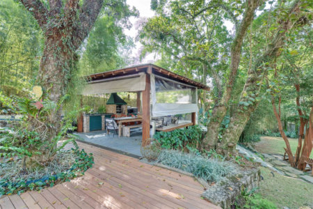 Casa à venda com 5 suítes no condomínio Chácara Flora, São Paulo - SP