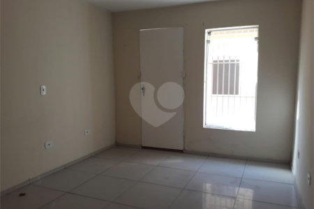 Sobrado para alugar com 4 quartos no Centro, São Roque, SP