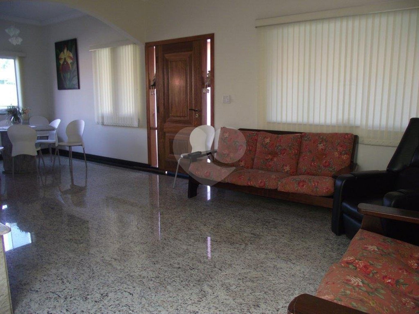 Casa Térrea à venda ou para alugar com 3 quartos, sendo 1 suíte, em Jardim Celani, Salto, SP
