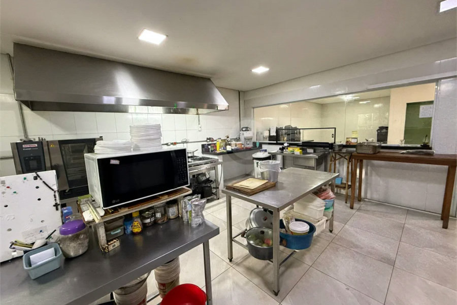 Chácara no Unileste, com espaço para eventos e cozinha industrial, na modalidade porteira fechada,