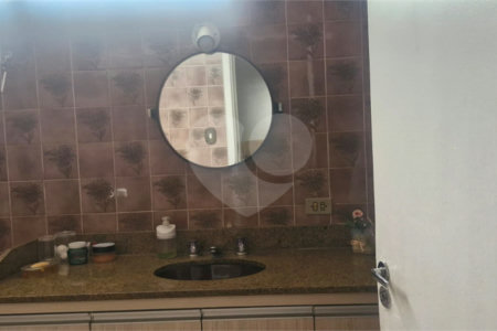 Casa Térrea à venda com 5 quartos, sendo 1 suíte, em Vila Mafra, São Paulo, SP