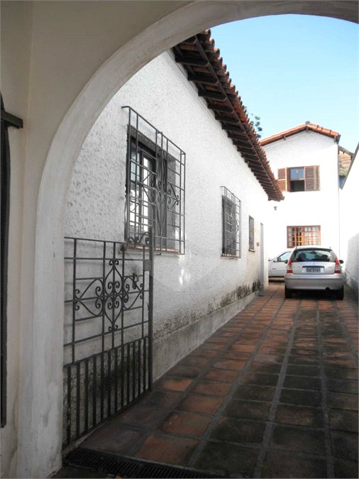 Casa à venda com 4 quartos, sendo 1 suíte,  em Lapa, São Paulo, SP