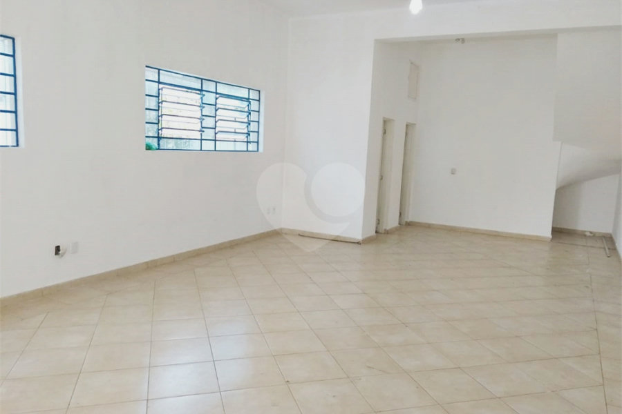 Prédio à venda em Santana, São Paulo, SP
