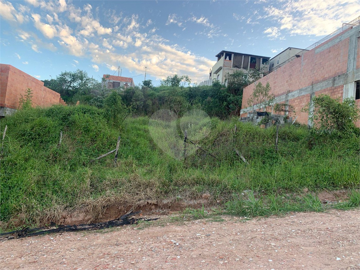 Terreno à venda em Jardim Santa Fé, Jundiaí, SP