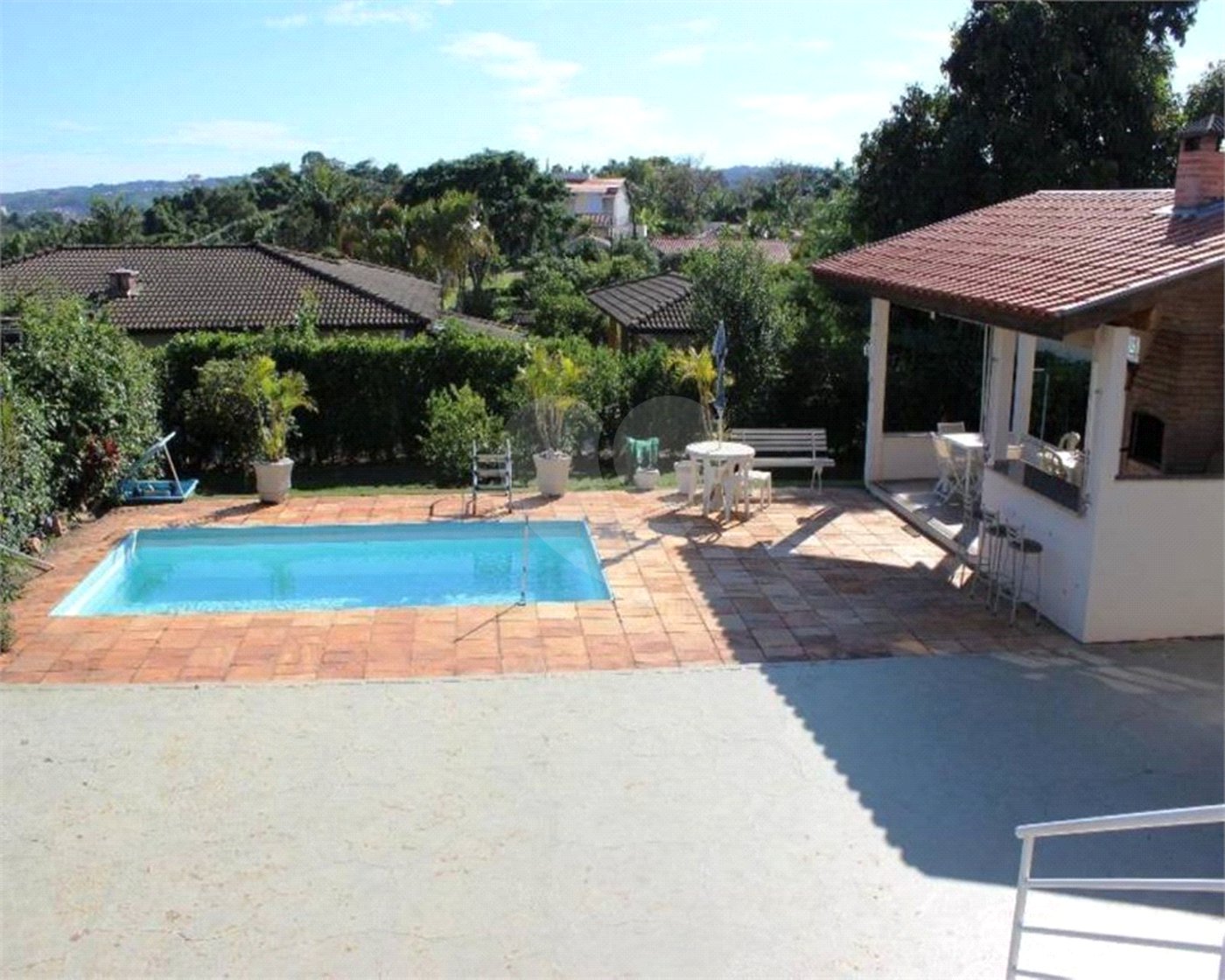 Casa à venda com 4 quartos, sendo 2 suítes, no condomínio Vinhas da Vista Alegre - Lado Sede, Vinhedo - SP