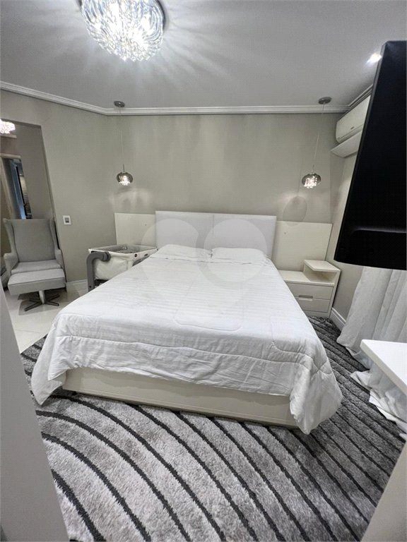 Apartamento à venda com 3 suítes em Santana, São Paulo, SP
