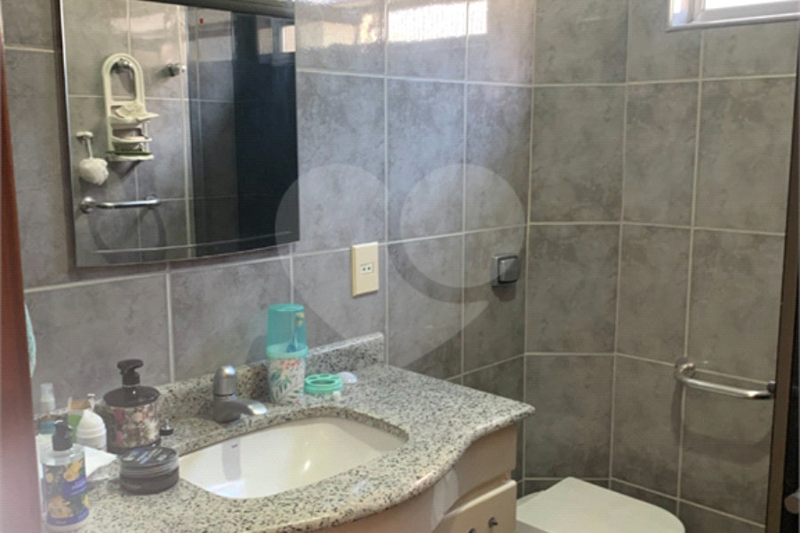 Sobrado à venda com 2 quartos em Santana, São Paulo, SP