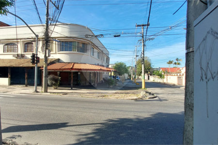 Apartamento à venda ou para alugar com 2 quartos, sendo 1 suíte, em Campo Grande, Rio de Janeiro, RJ
