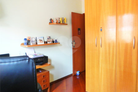 Sobrado à venda com 3 quartos, sendo 1 suíte, em Vila Brasilina, São Paulo, SP