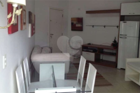 Apartamento à venda com 1 quarto em Aclimação, São Paulo, SP