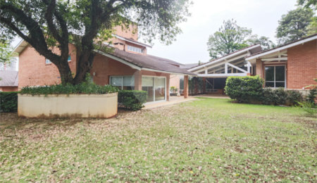 Casa em condomínio à venda com 4 quartos, sendo 2 suítes,  em Alto da Boa Vista, São Paulo, SP