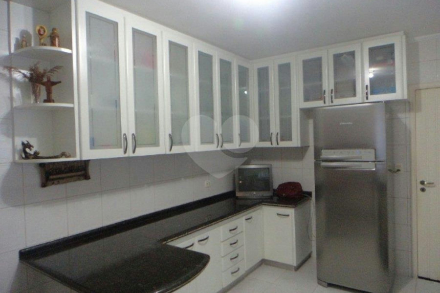 Sobrado à venda com 3 quartos, sendo 1 suíte, em Vila Guilherme, São Paulo, SP