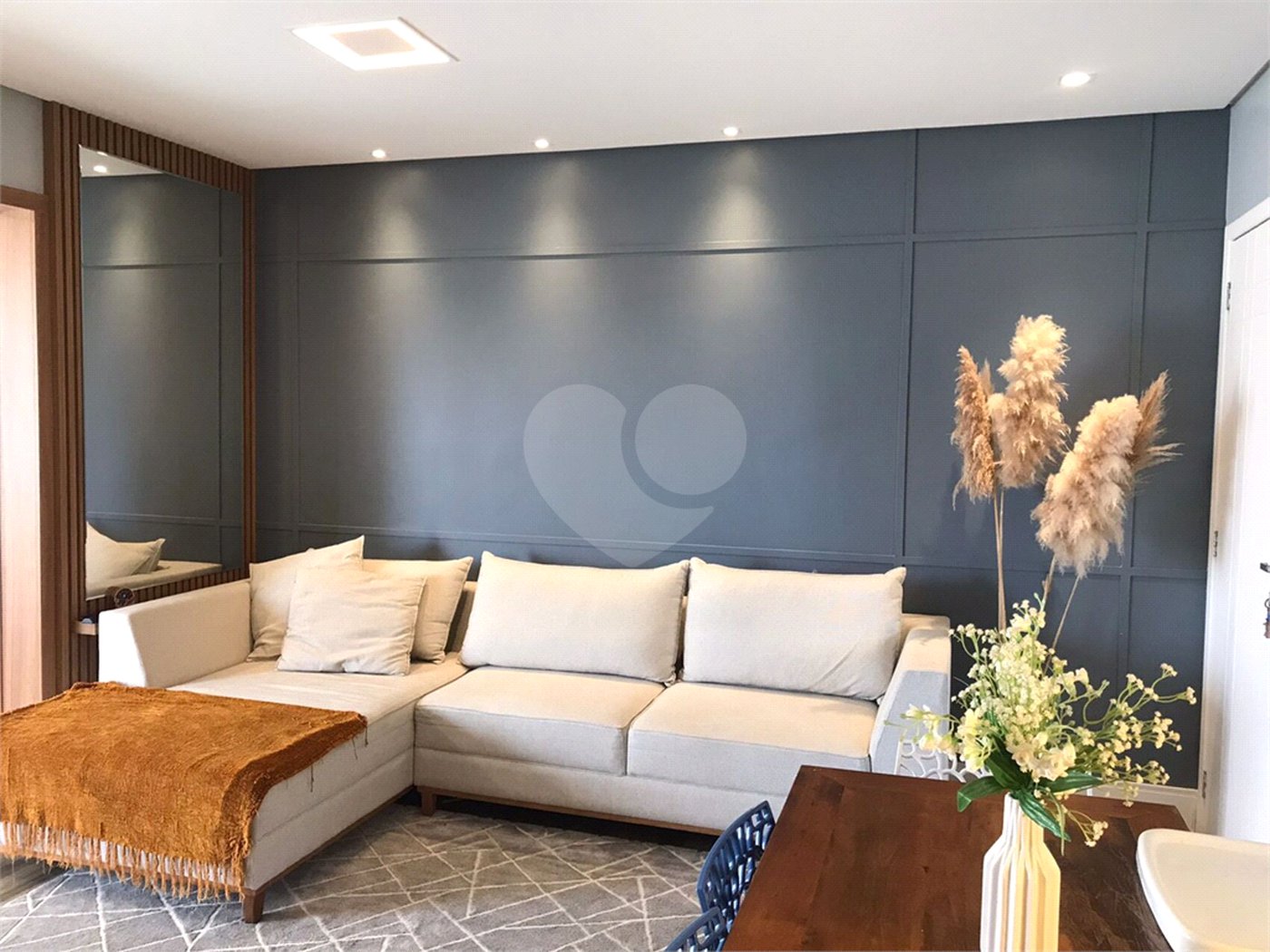 Apartamento à venda com 3 quartos, sendo 1 suíte, em Condomínio Royal Park, São José dos Campos, SP
