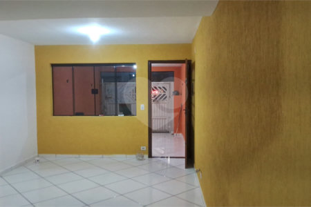 Sobrado à venda com 4 quartos em Vila Aimoré, São Paulo, SP