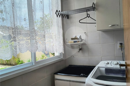 Casa à venda com 3 quartos, sendo 1 suíte,  no condomínio Residencial Grape Village, Vinhedo - SP