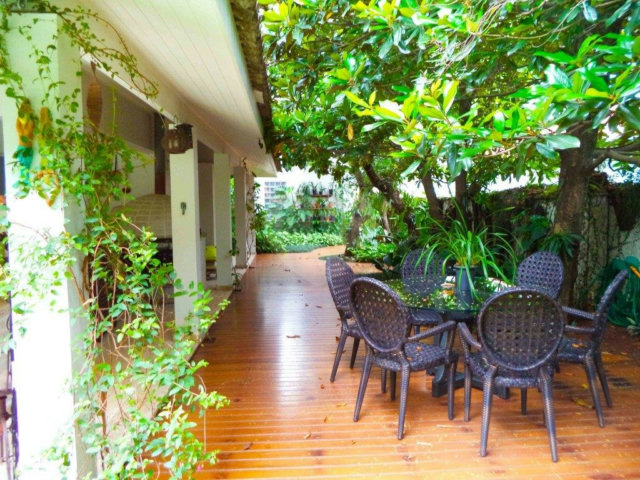 Casa à venda com 4 quartos, sendo 2 suítes,  no condomínio Residencial Morumbi, São Paulo - SP