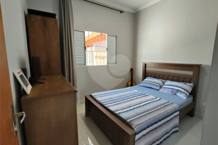 Casa à venda com 3 quartos no condomínio Residencial Lago dos Ipês, Itapetininga - SP