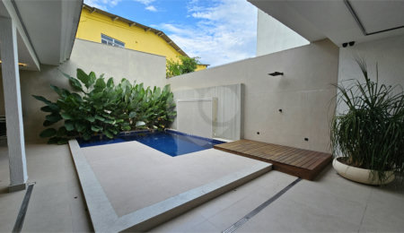 Casa à venda com 3 suítes no condomínio Golden Village., Rio de Janeiro - RJ