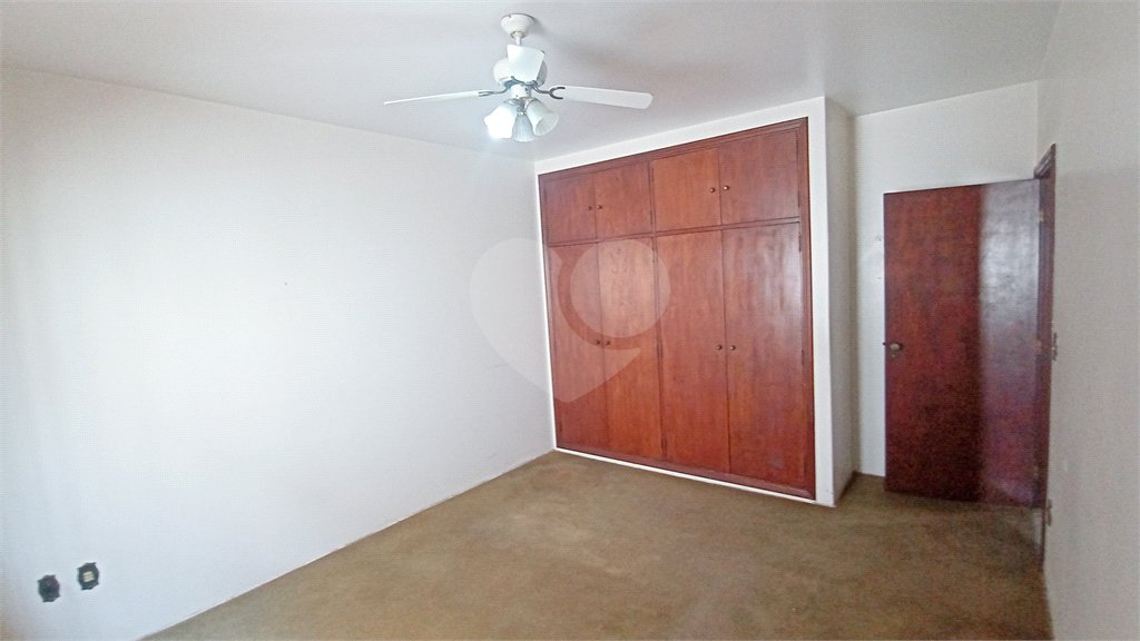 Casa à venda com 3 quartos em Santa Rosa, Vinhedo, SP