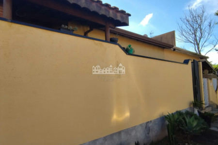 Casa à venda com 2 quartos no condomínio Almeria, Atibaia - SP