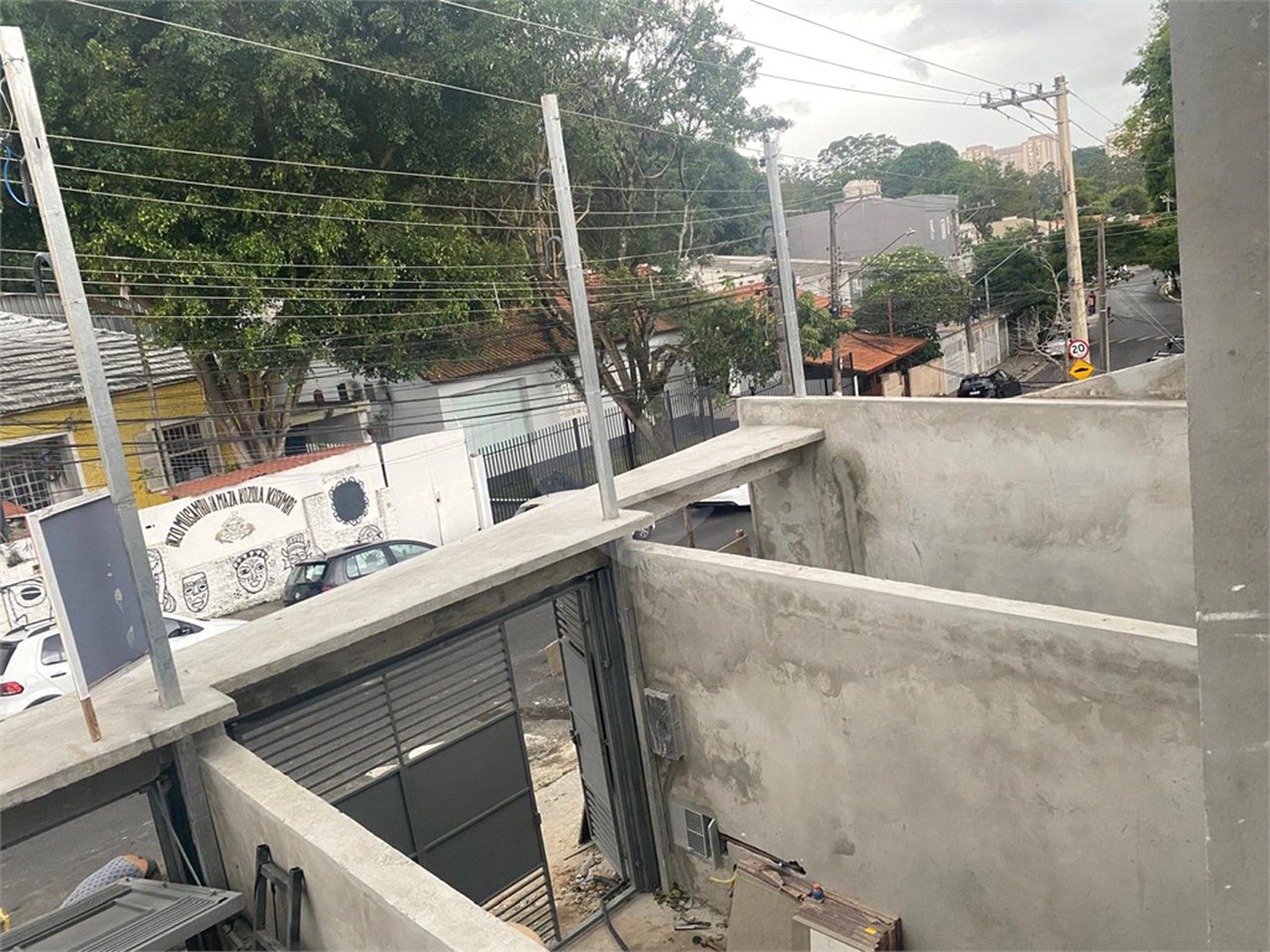 Sobrado à venda com 3 quartos, sendo 1 suíte, em Campo Grande, São Paulo, SP