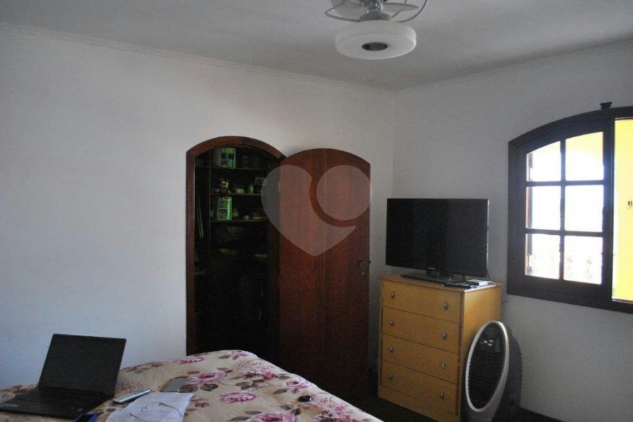 Casa Térrea à venda com 3 quartos, sendo 1 suíte, em Vila Nova Cachoeirinha, São Paulo, SP