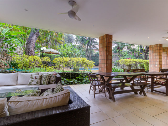 Casa à venda com 4 suítes no condomínio Vila Verde, São Paulo - SP