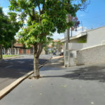 Imóvel Comercial na Rua Episcopal – Localização Estratégica em São Carlos