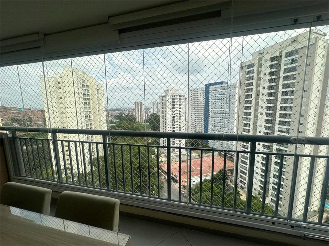Apartamento à venda com 3 quartos, sendo 1 suíte,  em Vila Andrade, São Paulo, SP