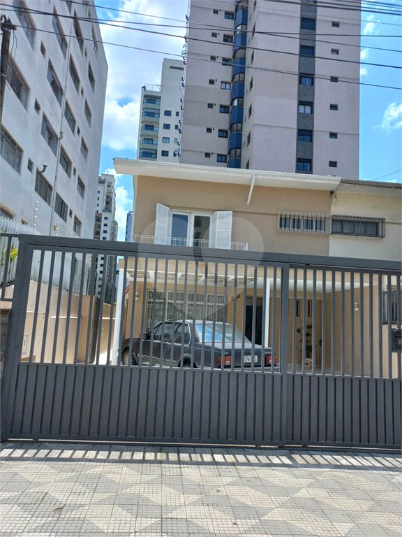 Sobrado à venda com 3 quartos em Vila Clementino, São Paulo, SP