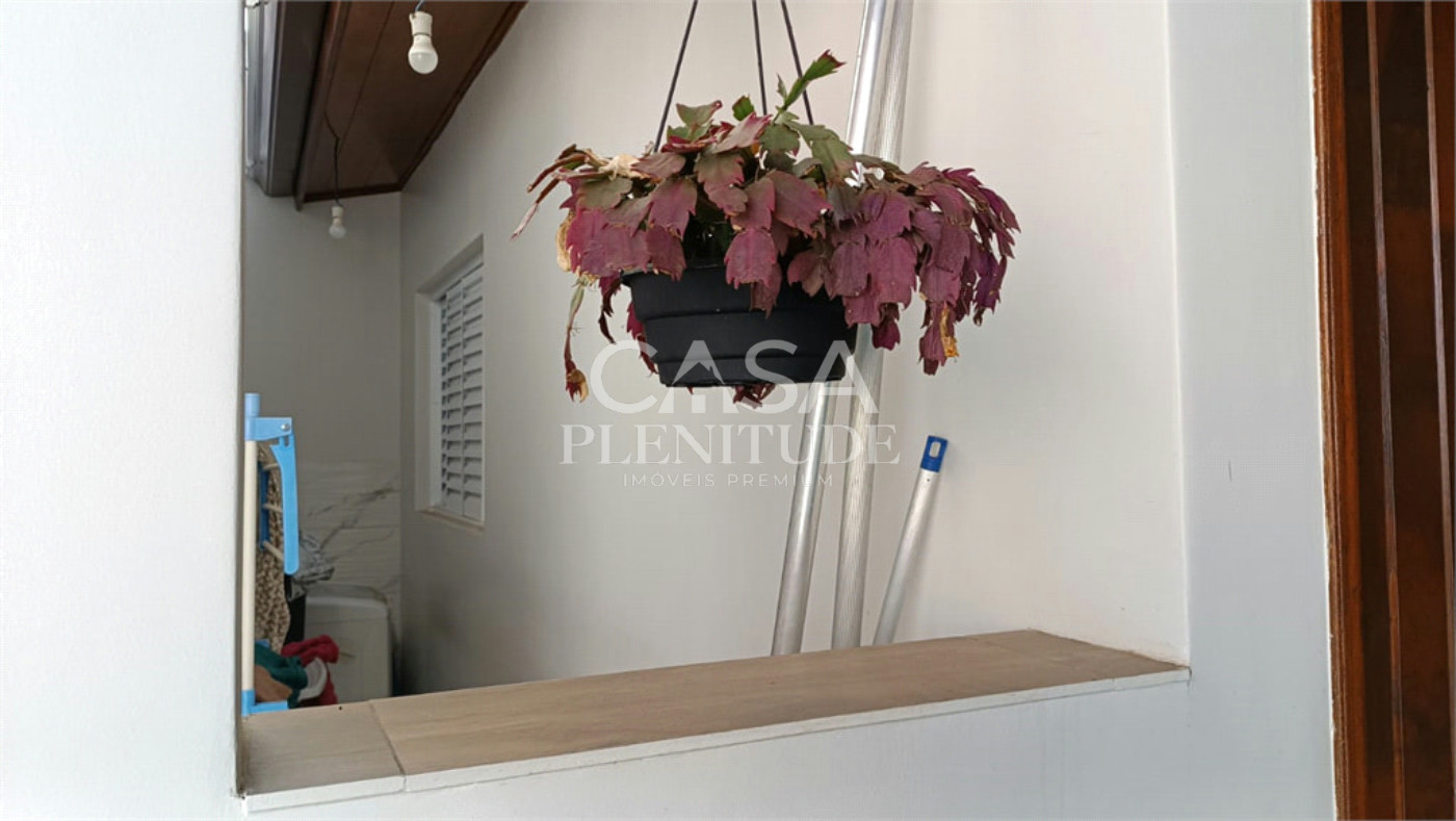 Casa à venda com 3 quartos, sendo 1 suíte,  em Jardim Americano, Sorocaba, SP