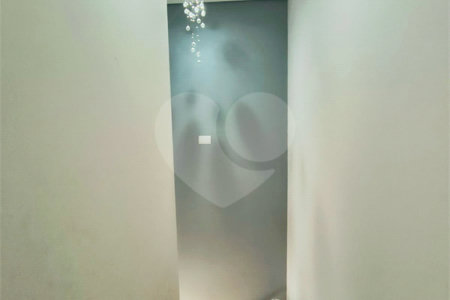 Casa à venda com 2 quartos no condomínio Residencial Flamboyant, Sorocaba - SP