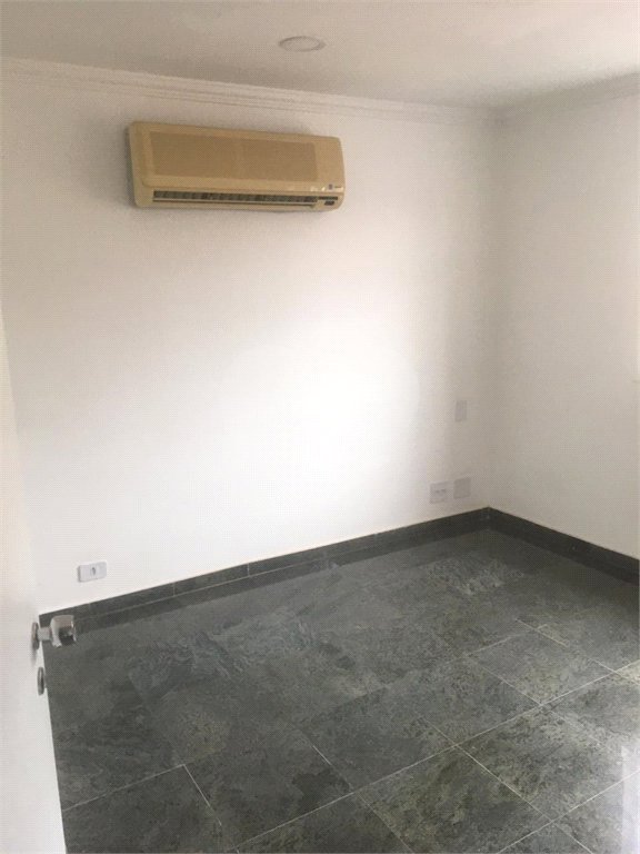 Casa à venda com 7 quartos no condomínio Nova Cantareira, São Paulo - SP