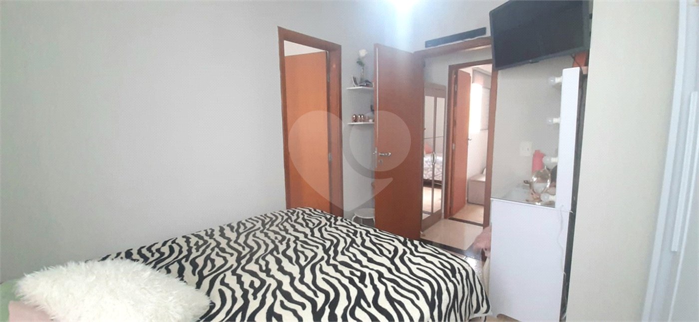 Casa à venda com 2 suítes no condomínio Alto da Serra, São Paulo - SP