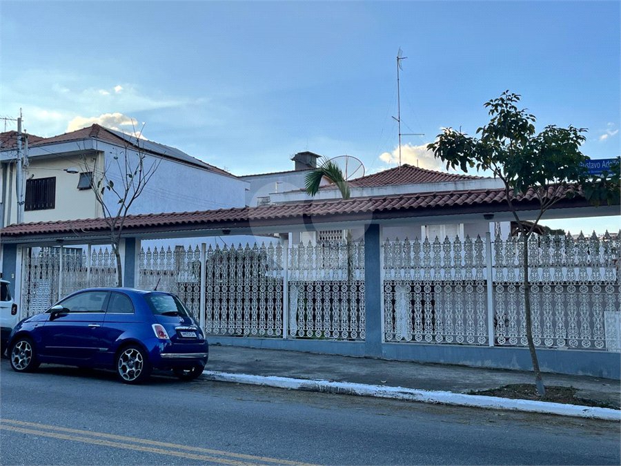 Sobrado à venda com 5 quartos, sendo 1 suíte, em Tucuruvi, São Paulo, SP