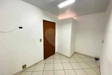 Casa à venda com 4 quartos, sendo 2 suítes, em Parque Santana, Mogi das Cruzes, SP