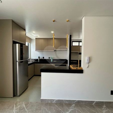 Apartamento à venda com 2 quartos, sendo 1 suíte, em Taperapuan, Porto Seguro, BA