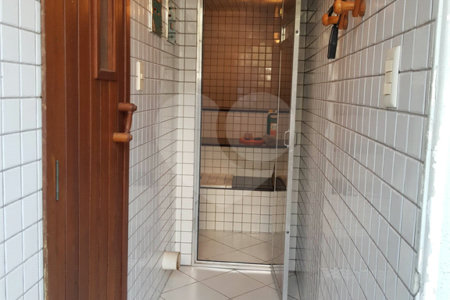 Sobrado à venda com 4 quartos, sendo 2 suítes, em Jardim Marajoara, São Paulo, SP