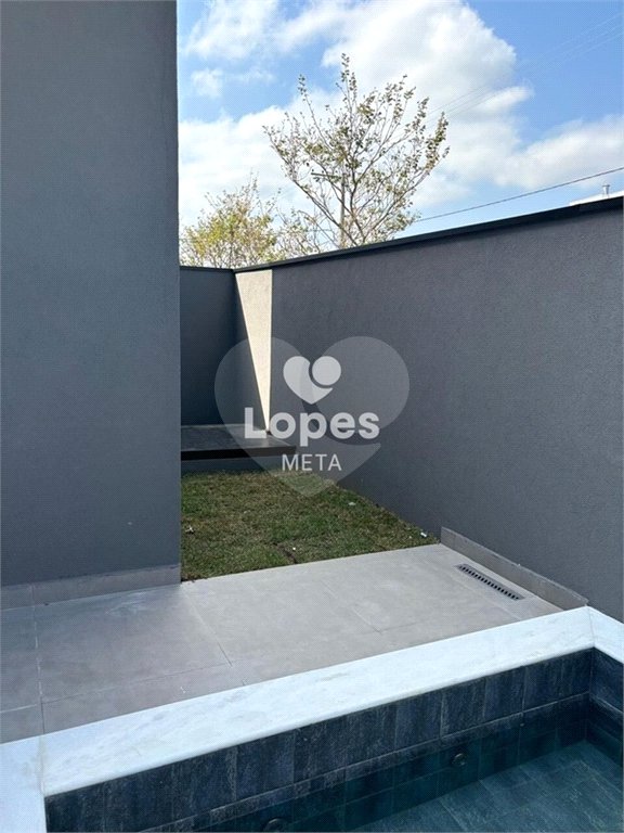 Casa à venda com 3 quartos, sendo 1 suíte,  no condomínio Terras do Vale, Caçapava - SP