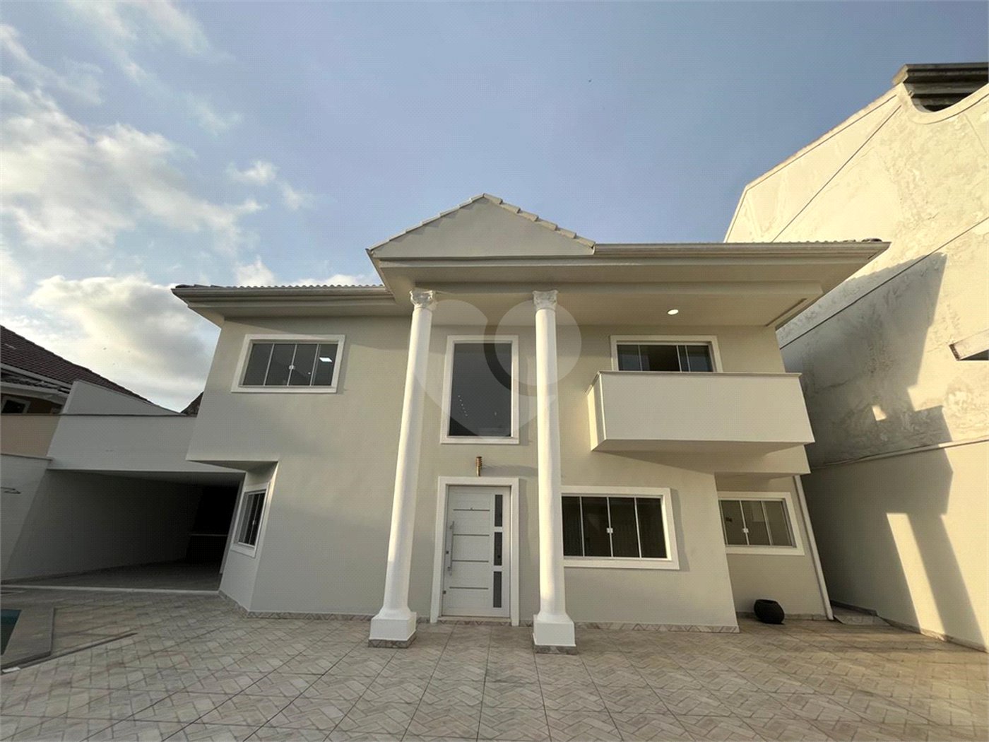 Casa à venda com 4 suítes no condomínio Pedra Mar, Rio de Janeiro - RJ