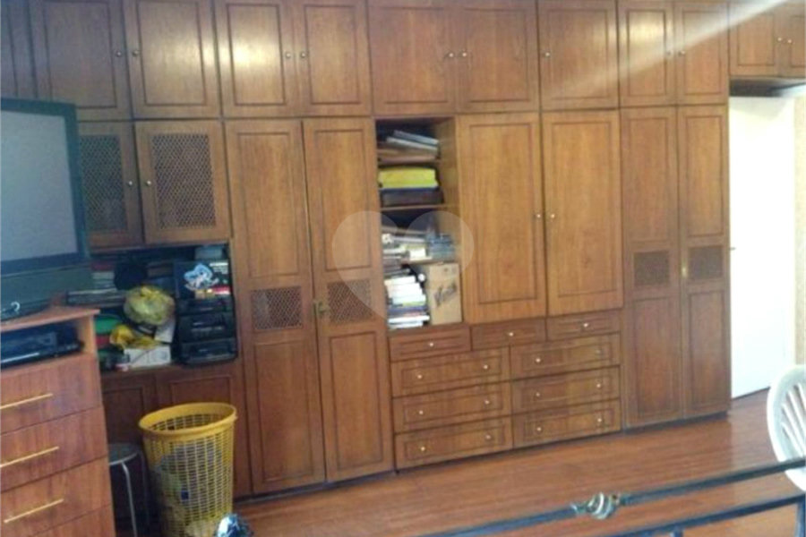 Sobrado à venda com 3 quartos, sendo 1 suíte, em Jabaquara, São Paulo, SP