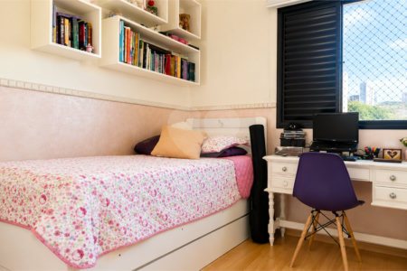 Apartamento à venda com 3 quartos, sendo 1 suíte, em Santo Amaro, São Paulo, SP