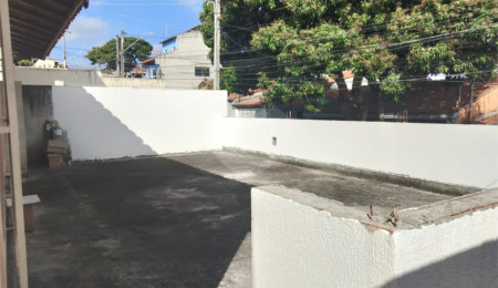 Casa à venda com 4 quartos, sendo 1 suíte,  em Bosque dos Eucaliptos, São José dos Campos, SP