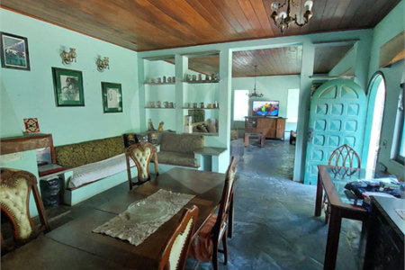 Casa à venda com 5 quartos, sendo 1 suíte, em Eldorado, São Paulo, SP
