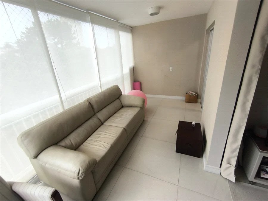 Apartamento à venda com 3 quartos, sendo 1 suíte, em Jardim Vazani, São Paulo, SP